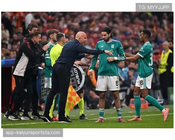 利物浦进攻转化高效，但防线问题加剧稳定性承压